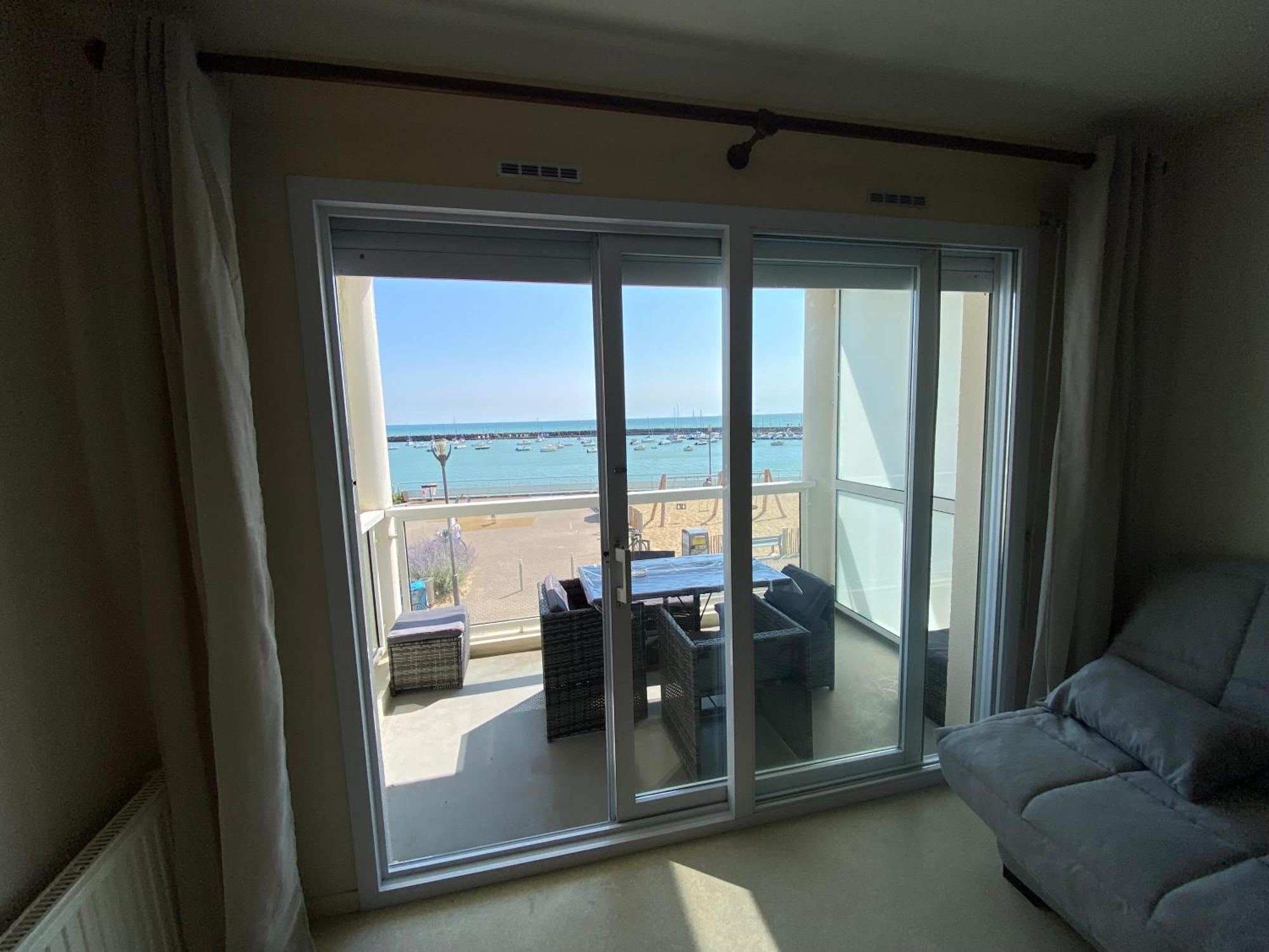 ז'אר-סור-מר Appartement Vue Sur Mer Et Le Port מראה חיצוני תמונה